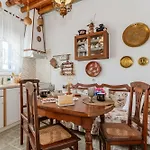 Penny 's House * Artemonas