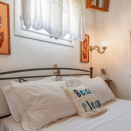 Penny 's House * Artemónasz