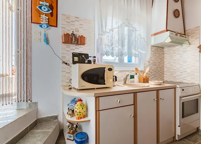 Дом отдыха Penny 's House Артемон